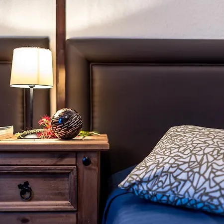 Paradisus Bed & Breakfast *