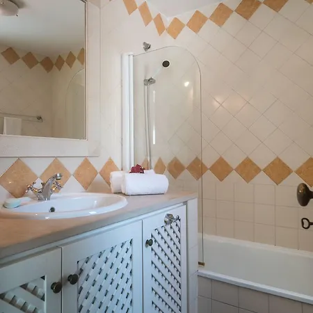 Bed & Breakfast Paradisus