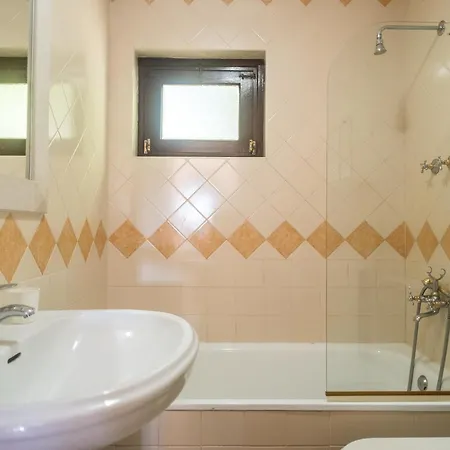 Bed & Breakfast Paradisus